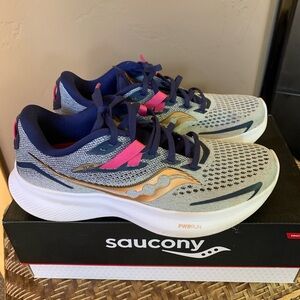 Saucony sneakers running shoes